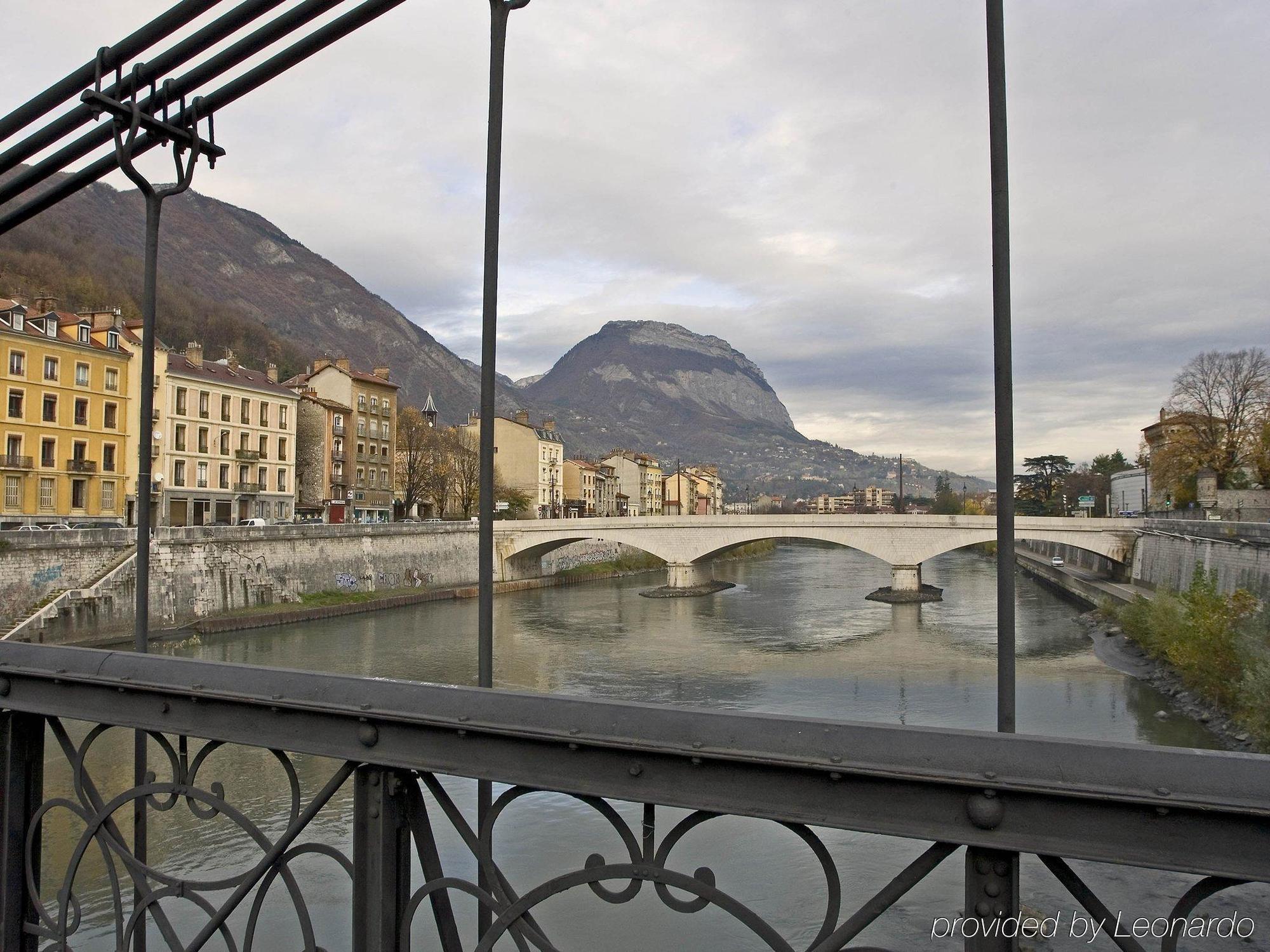 Ibis Grenoble Gare Hotel Kültér fotó