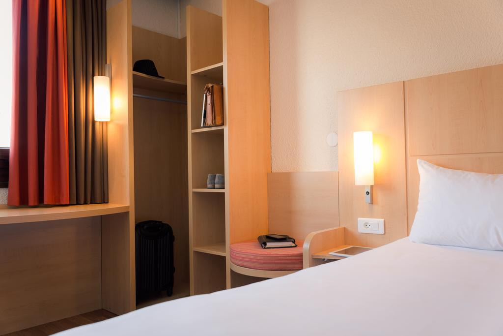 Ibis Grenoble Gare Hotel Kültér fotó