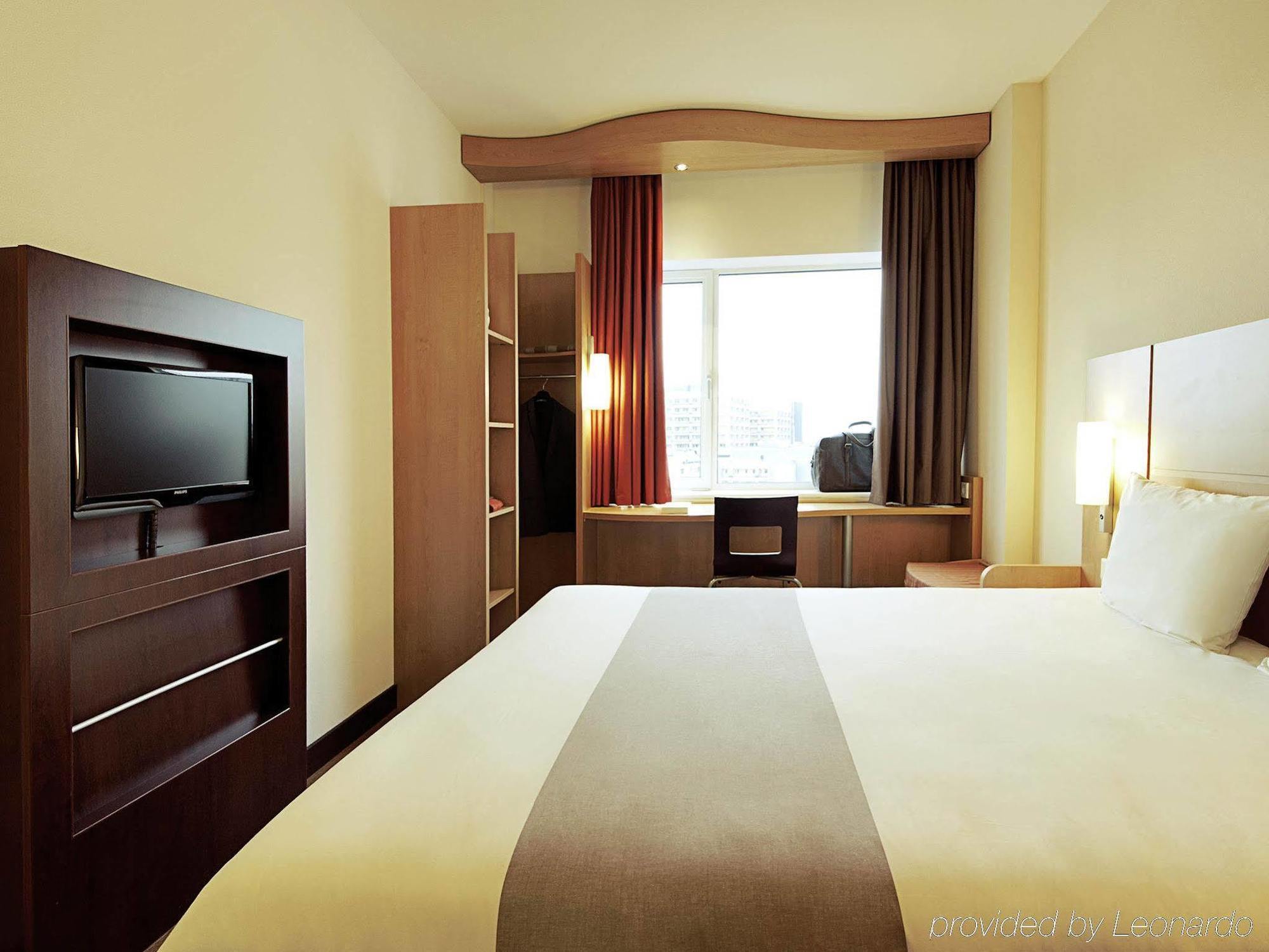 Ibis Grenoble Gare Hotel Kültér fotó